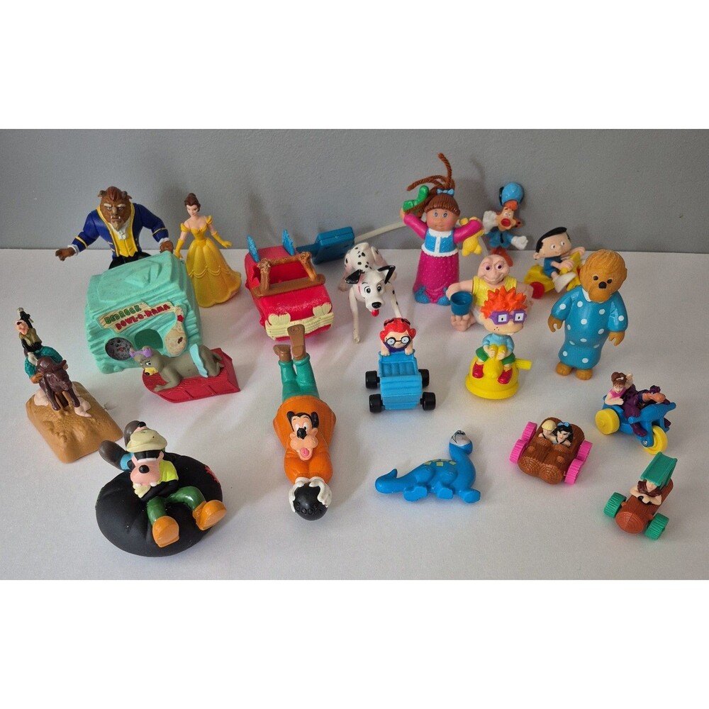 Vintage 20 Piece Burger King and McDonalds Happy Meal Toys Goofy Flinstones CPK